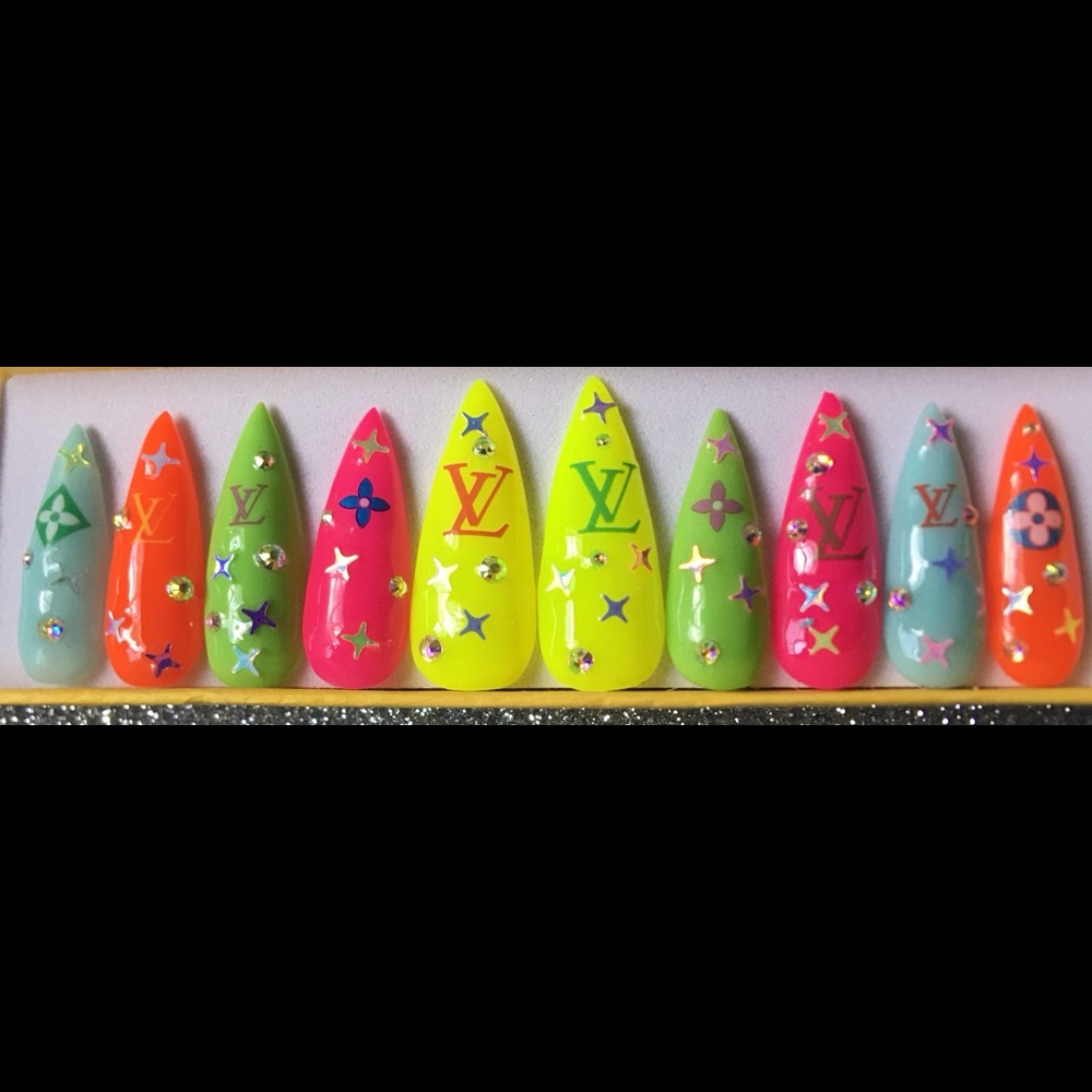 ✨Sparkling EL-VEE✨Press On Nails